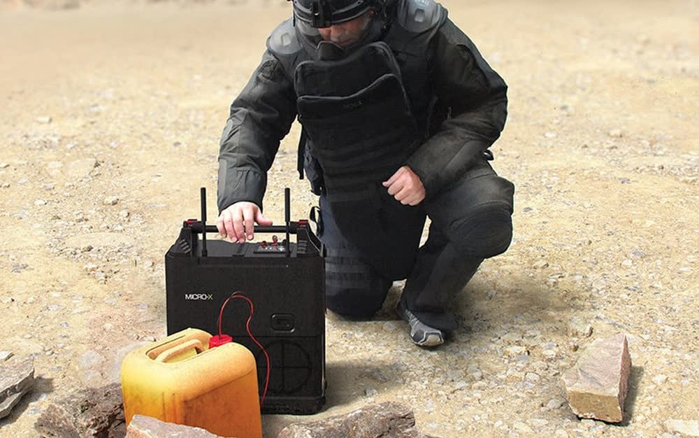 Portable X Ray Scanner for Bomb Disposal Units