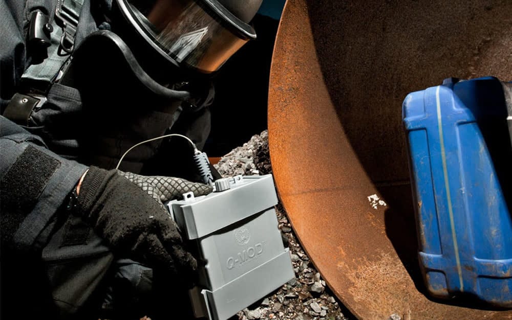 Water Jet Disruptor for Explosive Neutralization